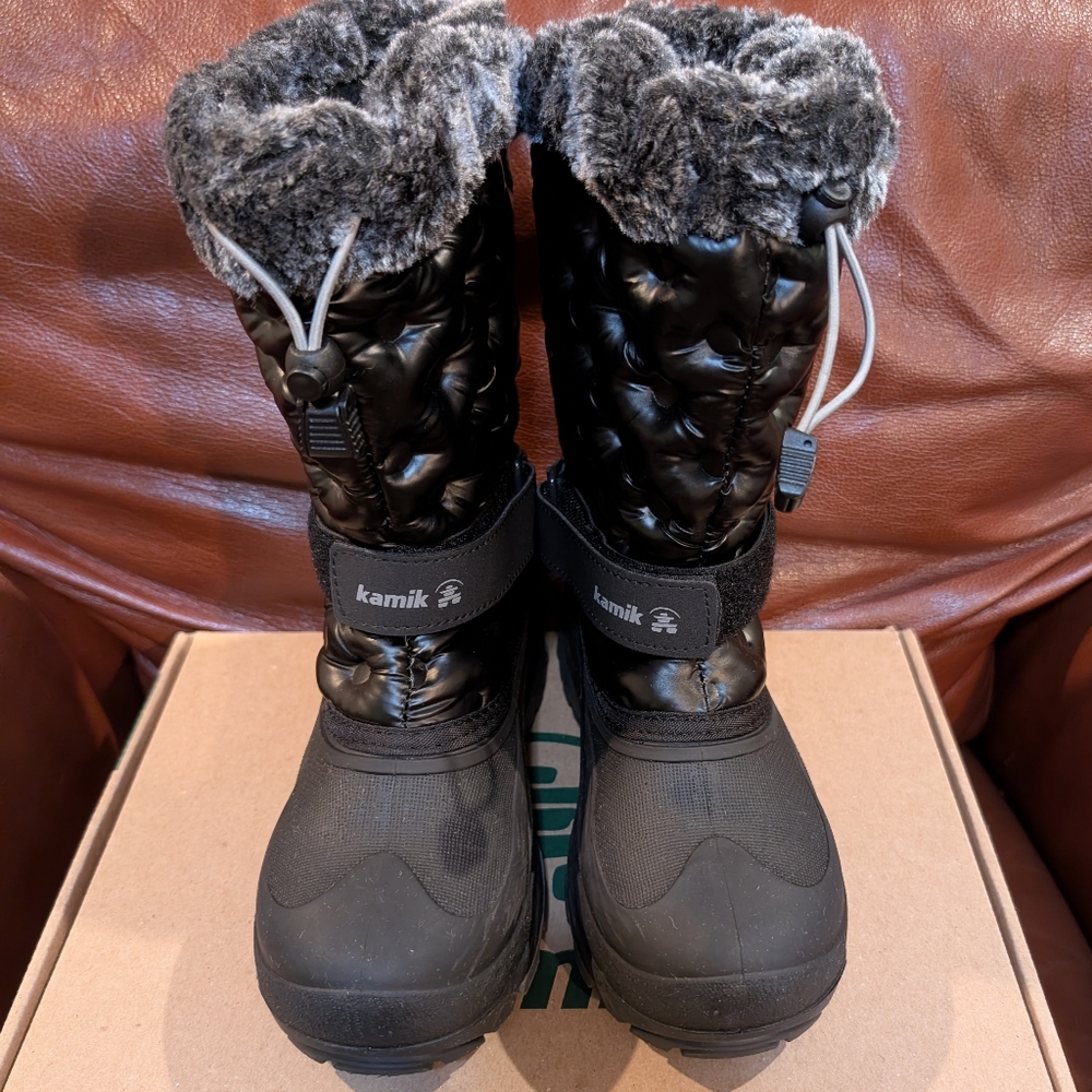 Kamik Black Winter Boots with Faux Fur Trim